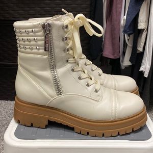 Nine West Cream Combat Boots